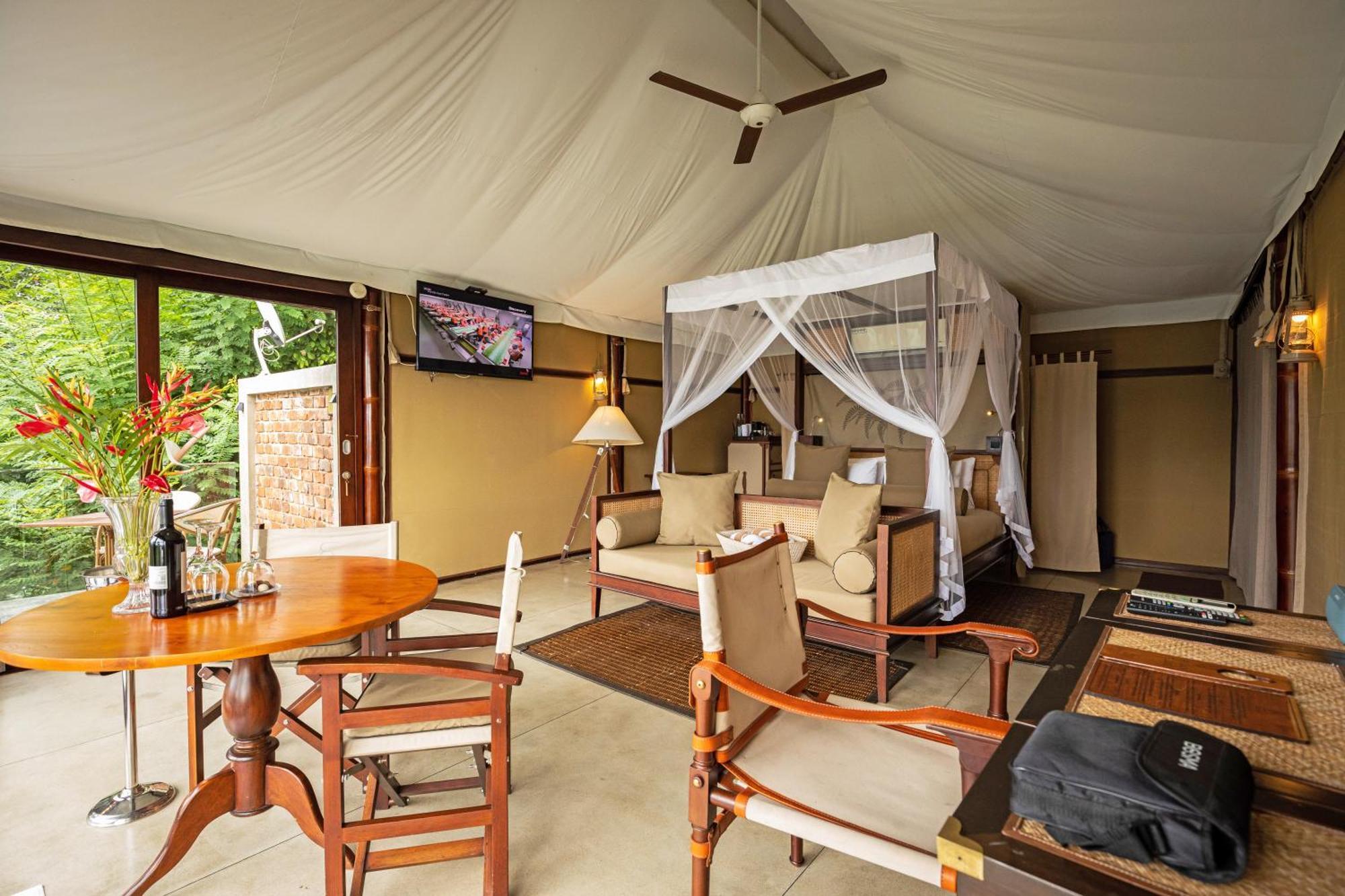 Aarunya Nature Resort - Канди Екстериор снимка