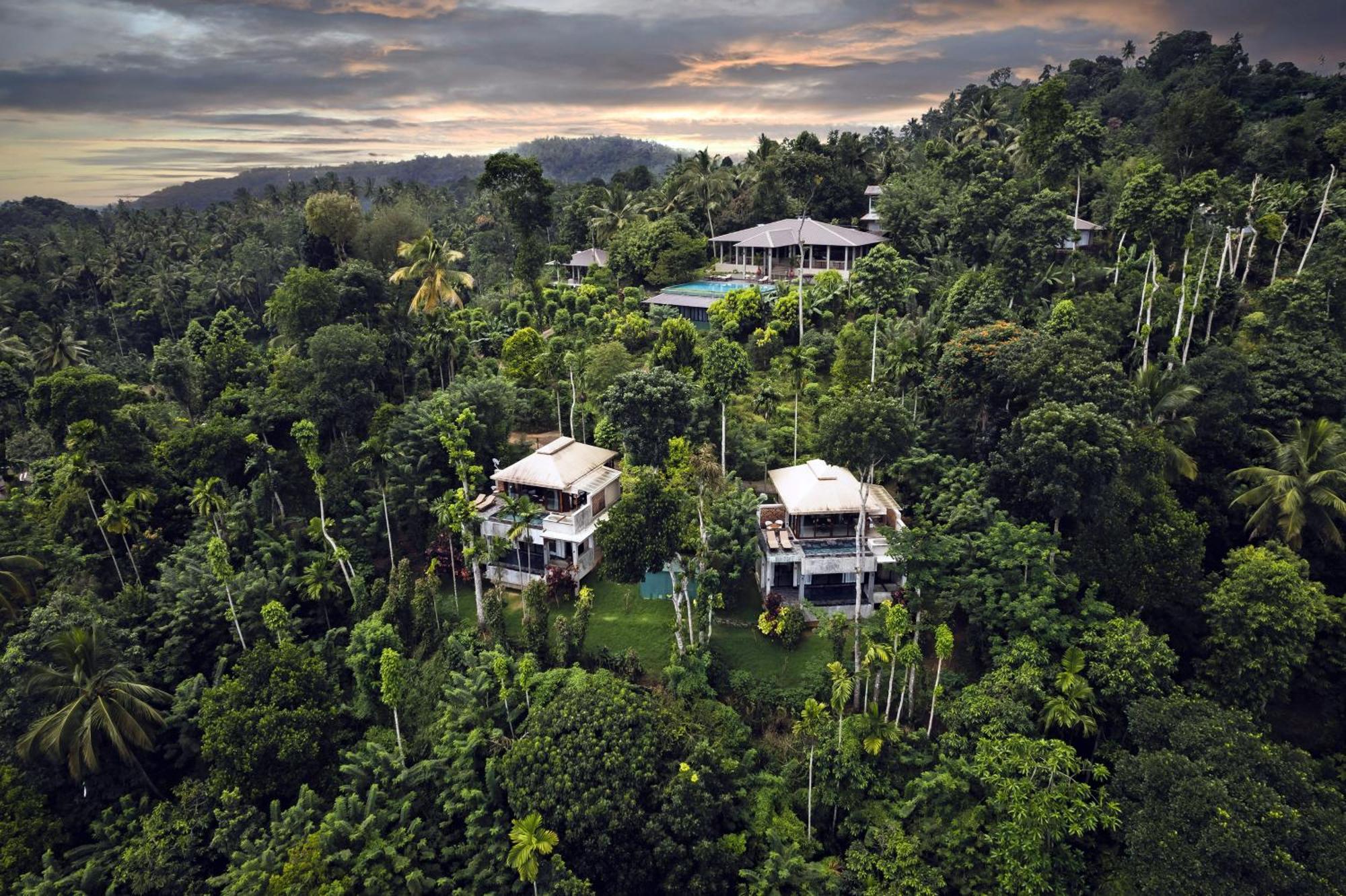 Aarunya Nature Resort - Канди Екстериор снимка